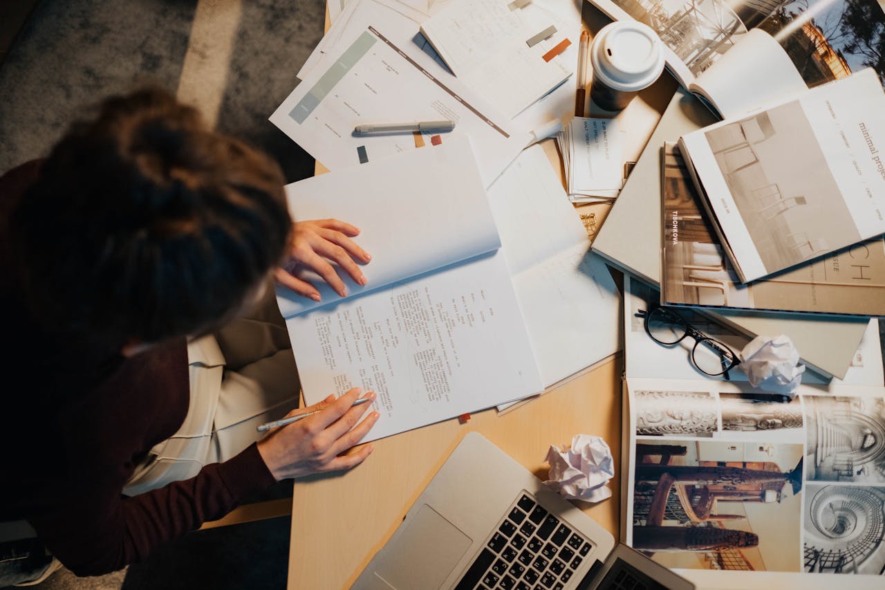 Por qué al emprender no necesitas más información, sino tomar mejores decisiones